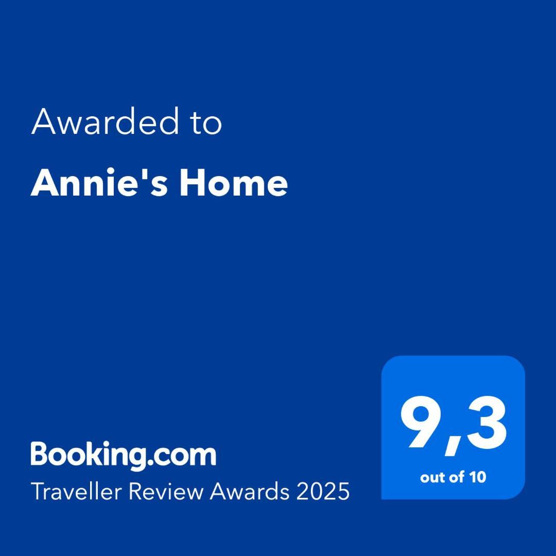Annie's
